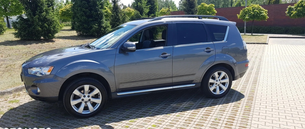 Mitsubishi Outlander cena 43500 przebieg: 116000, rok produkcji 2011 z Częstochowa małe 742